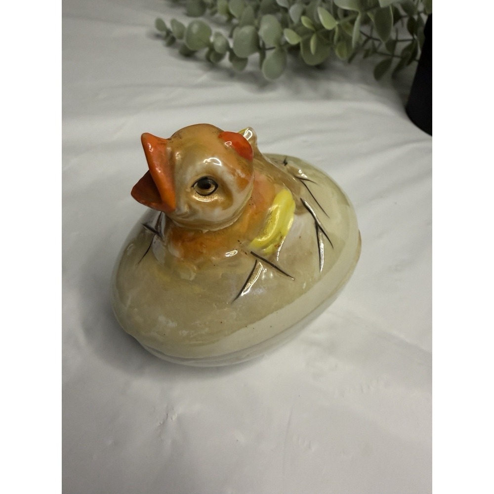 Vintage Japan Chicken  Trinket, Ring Box 4" Handpainted